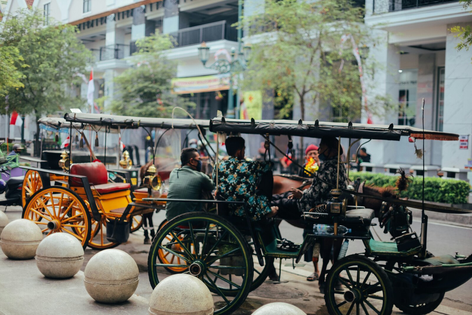 Jogja/Borobudur > Bromo > Tumpak Sewu > Ijen Crater > Bali